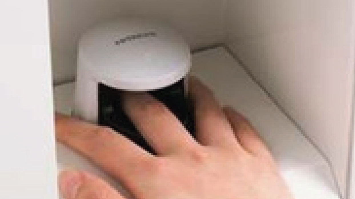 Finger authentication system